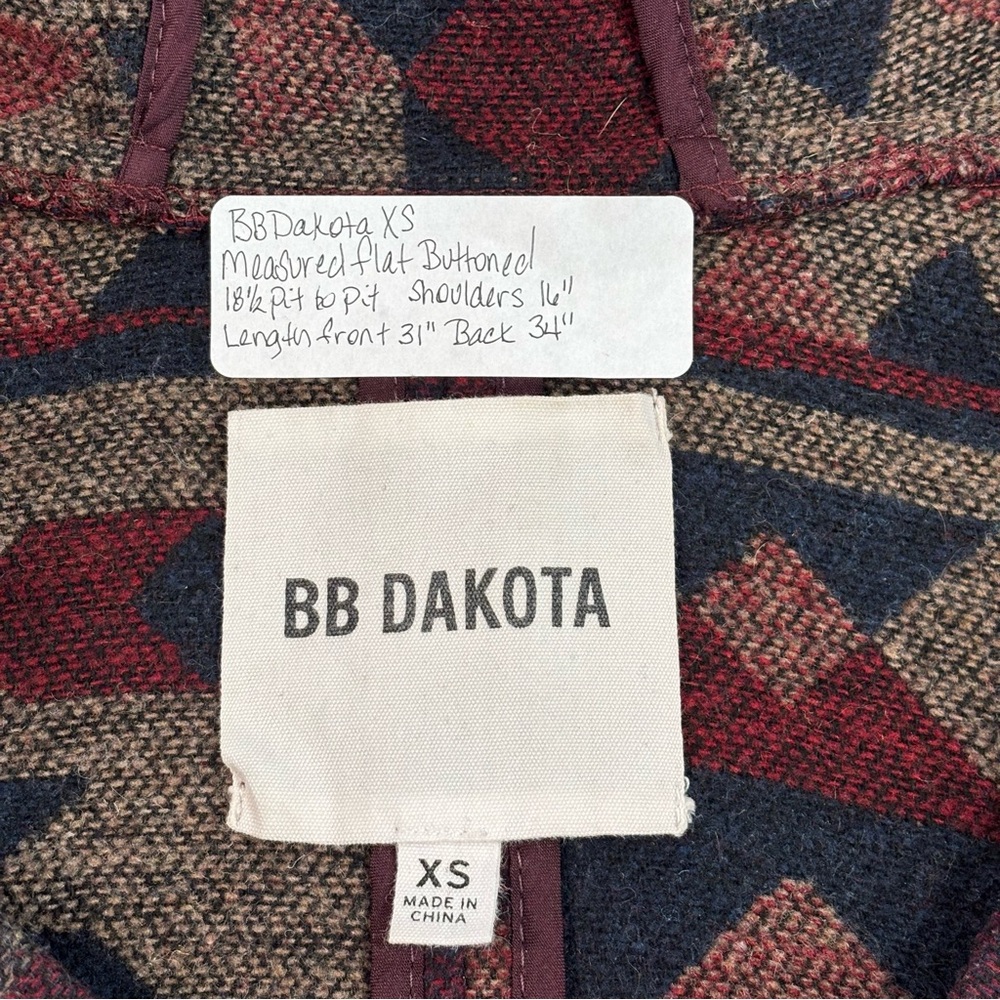 BB Dakota Aztec Faux Fur Coat XS - Picture 10 of 10
